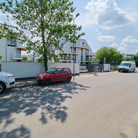 Villa Nova Lux Apartment Wroclaw Kowale By Noclegi Renters Екстериор снимка