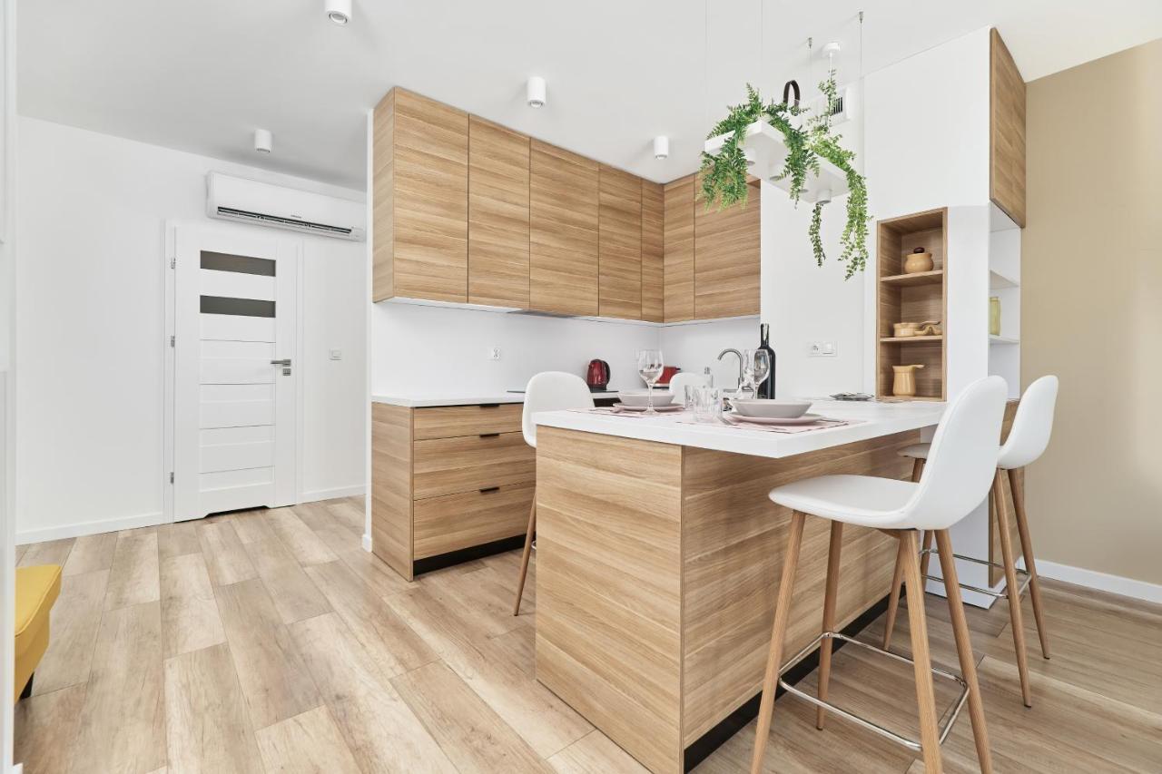 Villa Nova Lux Apartment Wroclaw Kowale By Noclegi Renters Екстериор снимка